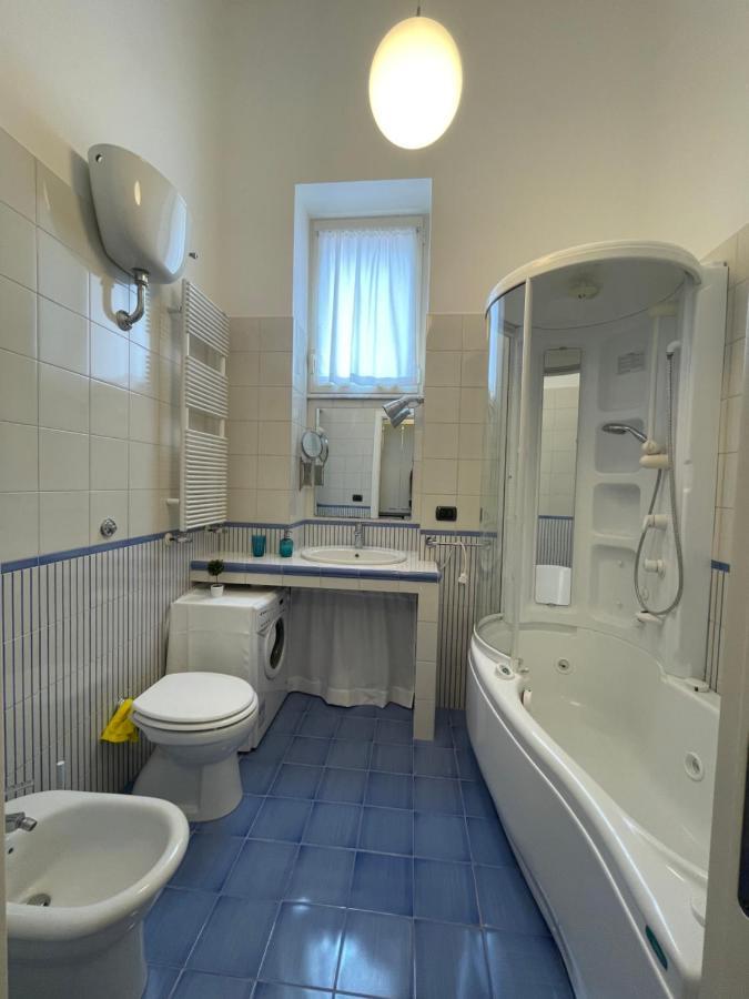 Bed and Breakfast Residenza Chiaia Neapel Exterior foto